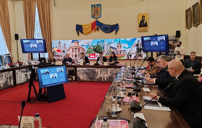Criza politică se extinde în teritoriu: la Iași, liberalii vor să rupă alianța cu PSD și întind o mână către USR