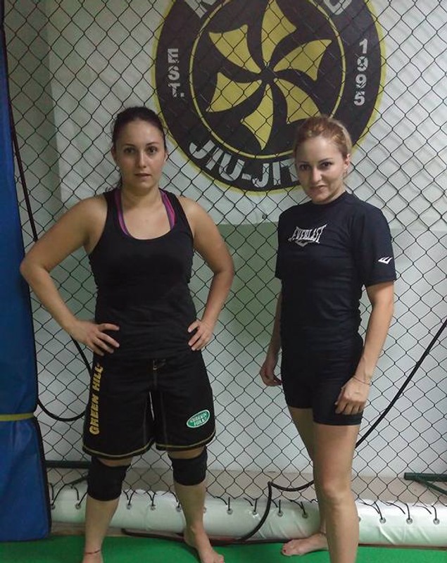 Divizia MMA, luni - 31 octombrie. Două gemene corporatiste luptă în MMA / GALERIE FOTO