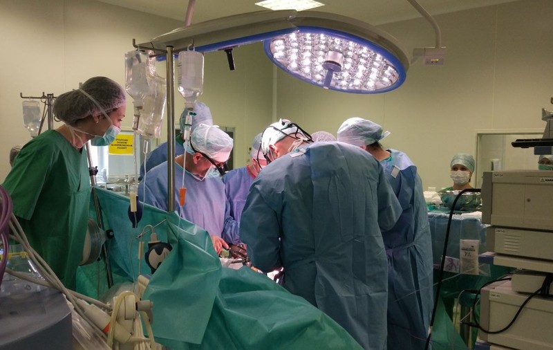 Cel mai în vârstă donator de organe din Moldova a salvat două vieți. Cine a primit o nouă șansă la viață