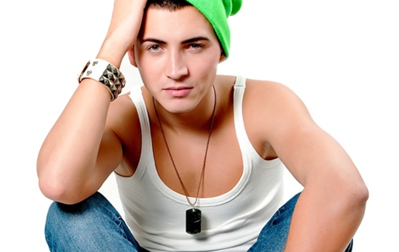 Cel mai fresh artist din showbiz, FREDDY, a lansat piesa ”La mine-n dormitor” | AUDIO