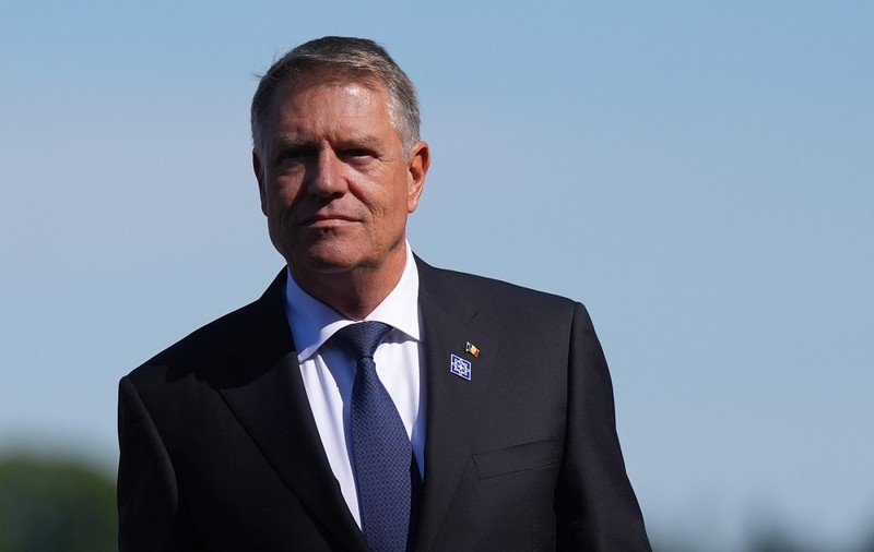 O persoană propusă pe lista unui partid politic nu e candidat independent, a decis BEC în cazul Iohannis