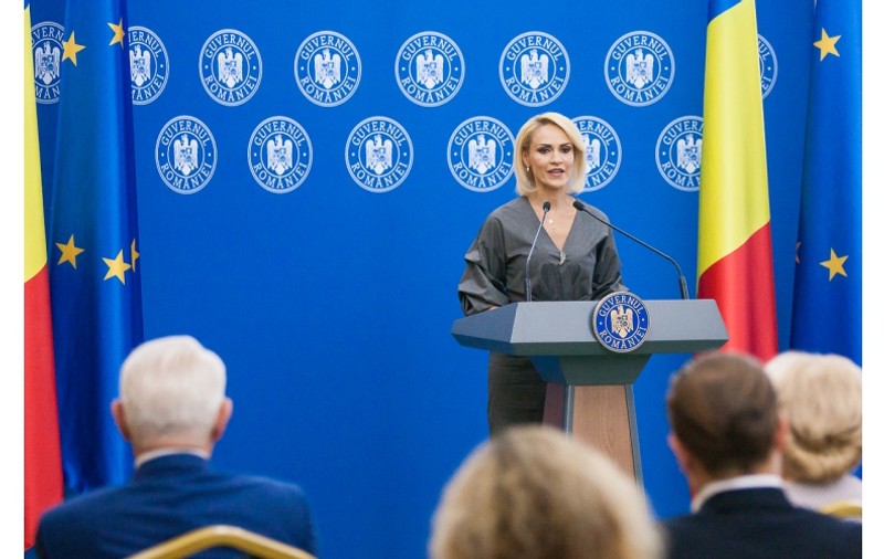 Autoritatea Metropolitană de Transport Bucureşti, aflată în subordinea Ministerului Transporturilor, se desființează, iar Primăria Capitalei îi preia atribuțiile