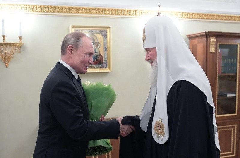 Vladimir Putin și patriarhul Chiril Gundiaev