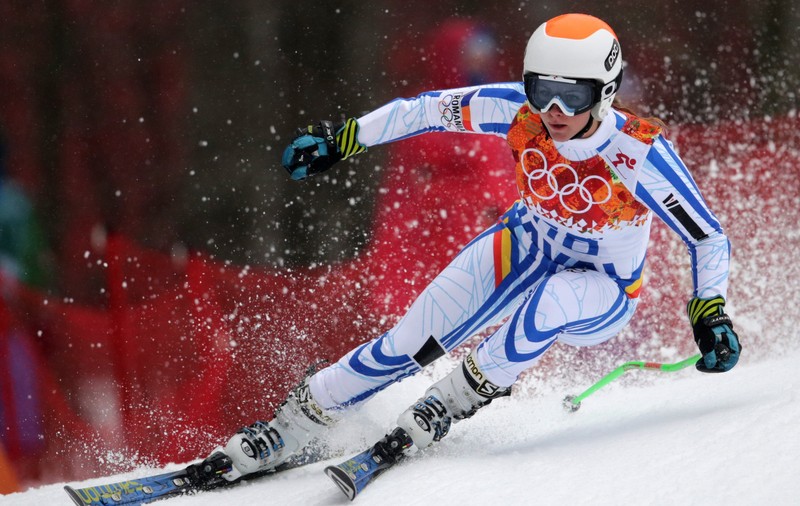 Lăsată de francezi să reprezinte România la JO 2014, schioarea Ania Caill se pregătește de Mondiale. Fascinată de viteză!