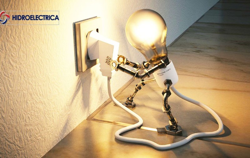 Hidroelectrica le cere clienților să actualizeze convenția de consum, care influențează facturile. Cum modifici documentul