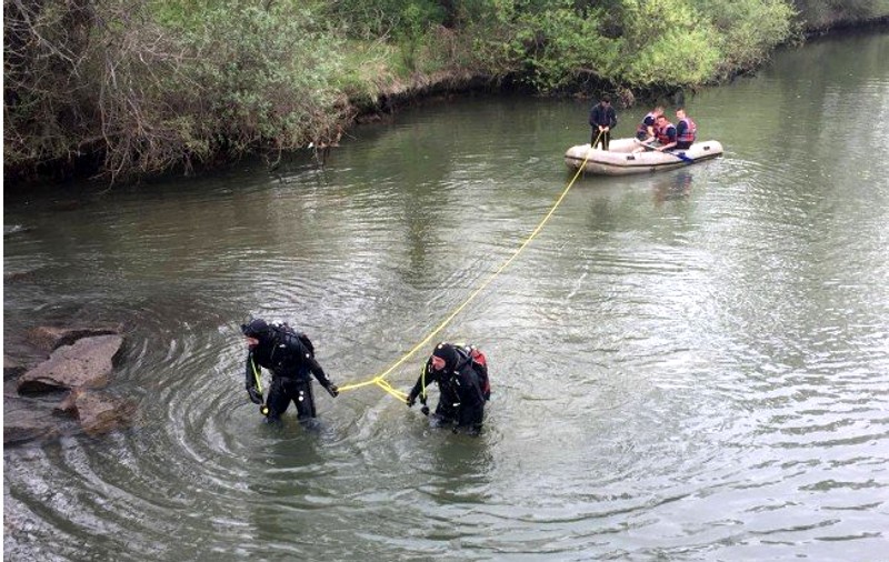 Cadavrul unui bărbat care venise să se angajeze la Iași a fost găsit plutind pe un lac
