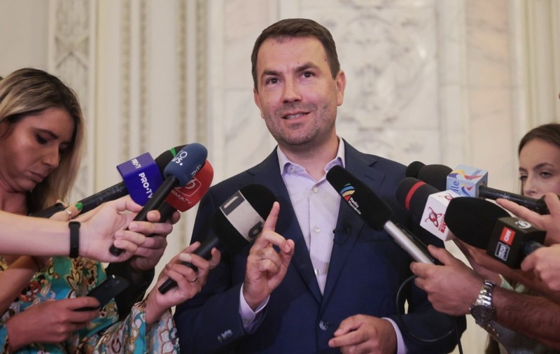 Drulă le cere lui Iohannis și Ciolacu să retragă legile educației, după demisia lui Sorin Cîmpeanu. „Un plagiator a scăpat. Dar mai sunt”