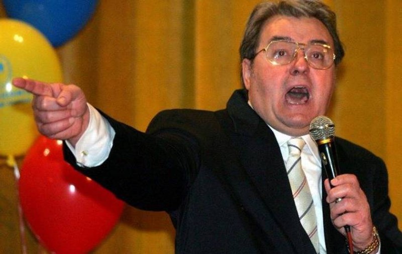 SCANDAL LA PRM! CORNELIU VADIM TUDOR, DAT AFARĂ din PARTID! VEZI REACȚIA TRIBUNULUI