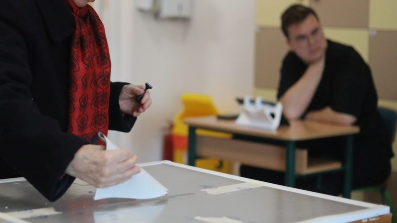 VIDEO Calendarul alegerilor prezidențiale 2025 a fost stabilit de Guvern. Data la care românii își vor alege președintele și cum votează diaspora