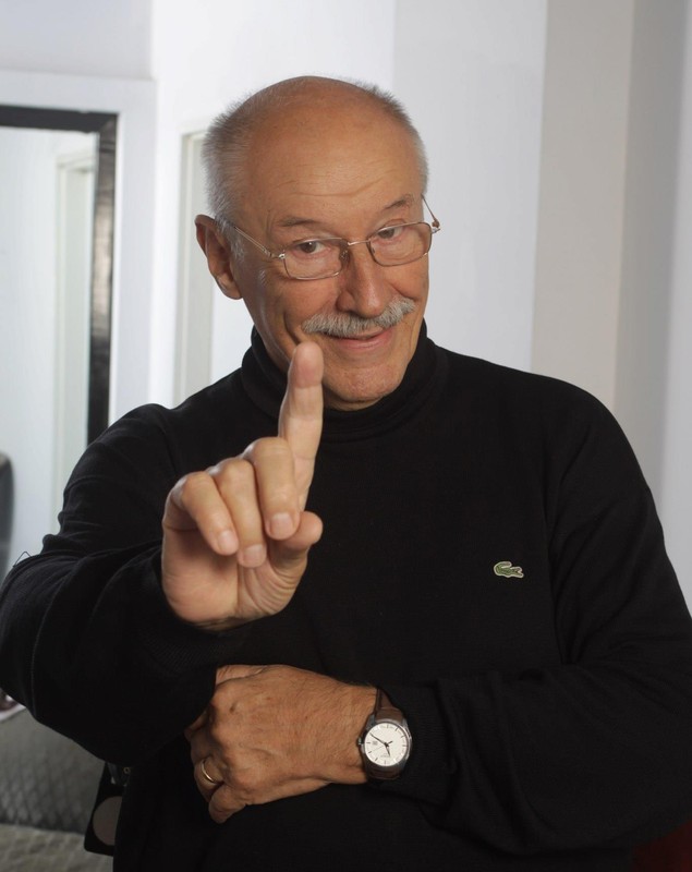 Victor Rebengiuc împlinește 90 de ani. Până când va mai urca actorul pe scena teatrului