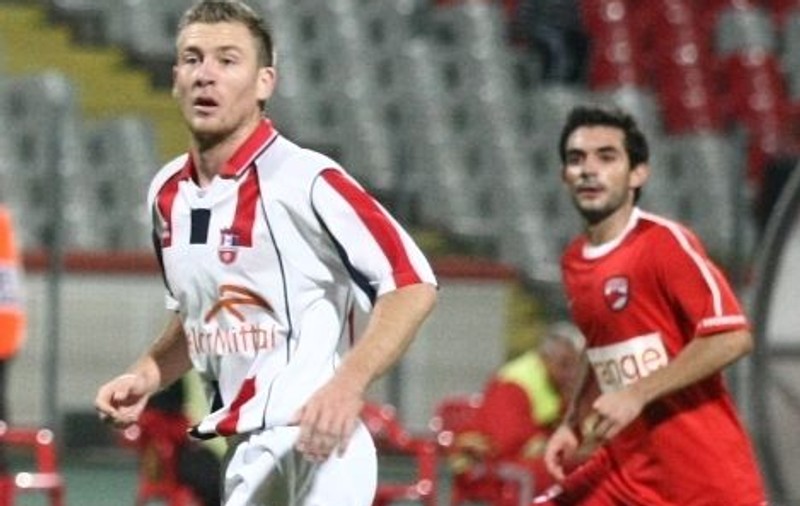 Silviu Ilie, eroul Oţelului din meciul cu Craiova, nu are timp să-şi ia permisul de conducere