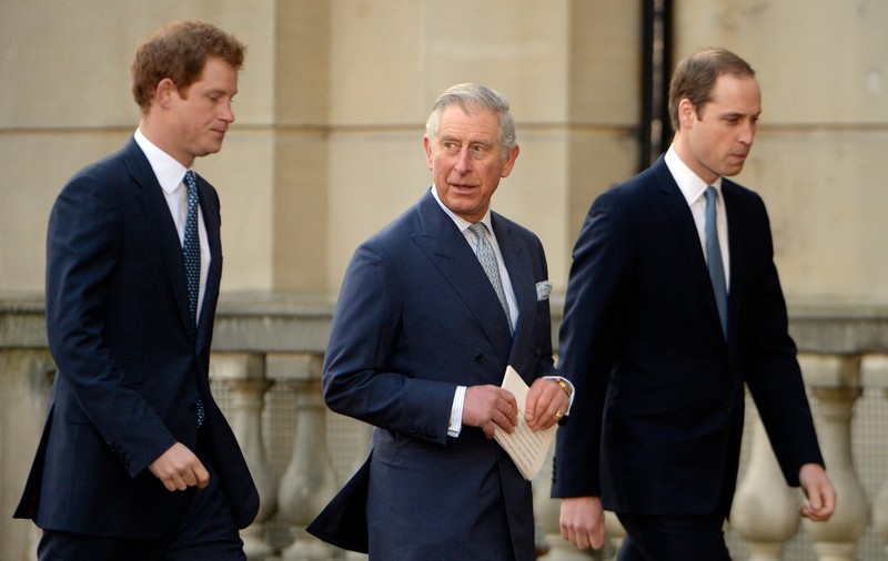 William și Harry au dezvăluit că sunt îngrijorați pentru Prințul Charles. Iată motivul