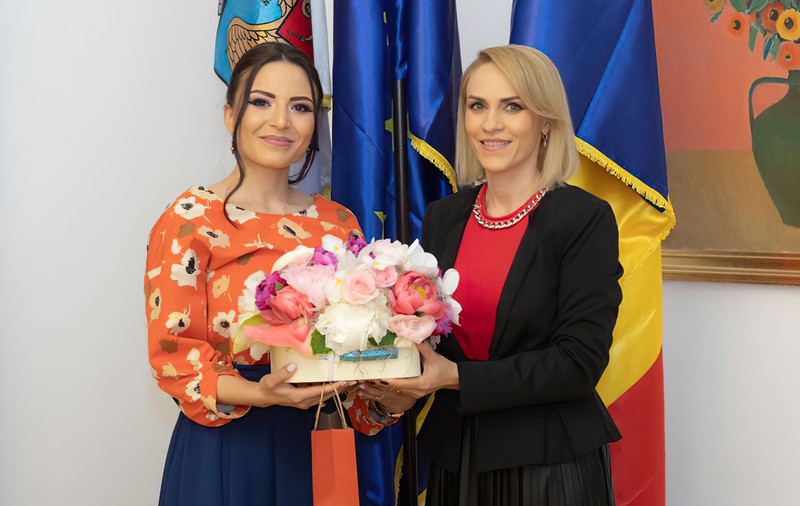 Firea a numit-o șefa CA la Spitalul Filantropia pe fosta consilieră a lui Gabi Oprea: 26 de ani, nicio expertiză pe Sănătate, master la Academia SRI și colecționară de 4 funcții publice, de la spitale la Ciclop!
