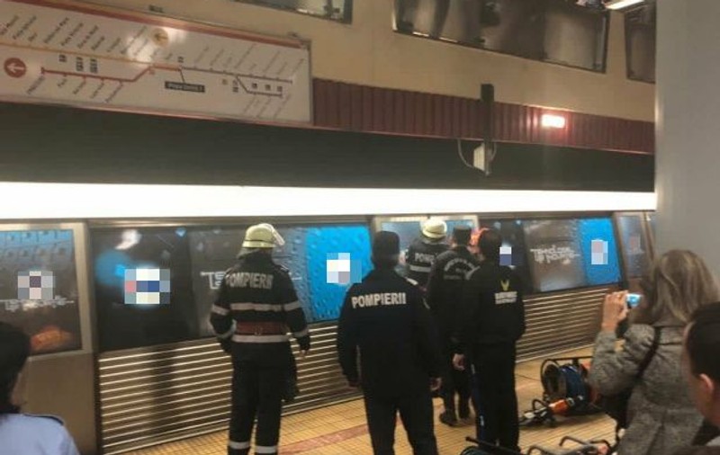 UPDATE | Tentativă de sinucidere la metrou, în stația Piața Unirii. S-a reluat circulația garniturilor pe M1 și M3 (Video)