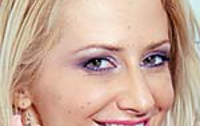 Julia Chelaru a mers la chiromantie