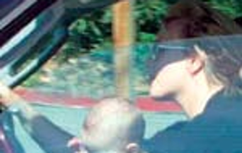 Britney Spears: cu bebelusul la volan