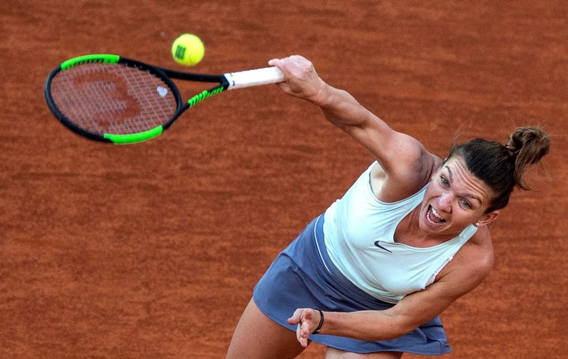 Simona Halep ratează șansa de a reveni pe locul 1 WTA! A pierdut finala de la Madrid în fața lui Kiki Bertens, 4-6, 4-6