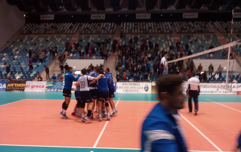 Neînvinsă, Craiova e lider la masculin. Dinamo a câștigat derby-ul fetelor