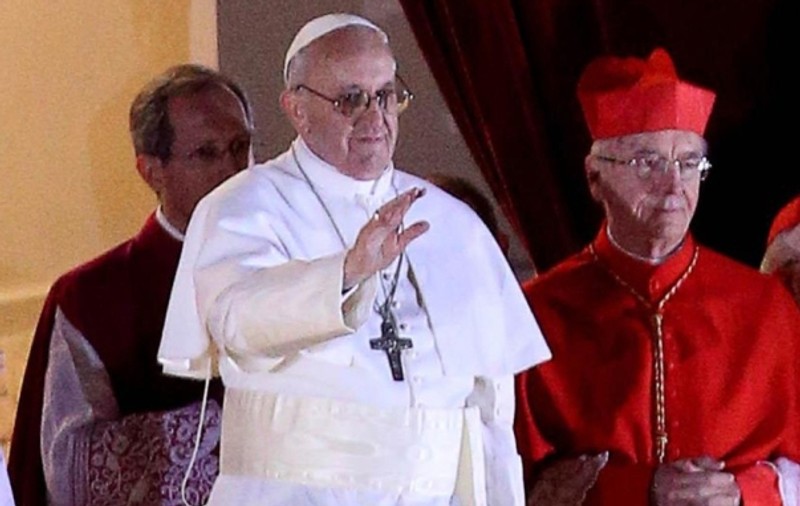 Noul Papă, Francisc I, s-a remarcat prin poziţia sa CONSERVATOARE! Vezi ce părere are despre SUBIECTELE CONTROVERSATE ale Bisericii Catolice!
