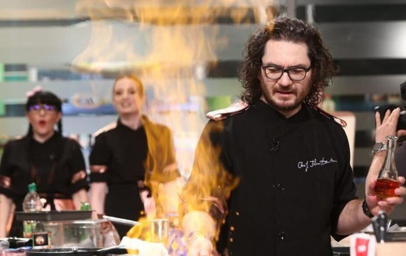 Cum a devenit Florin Dumitrescu bucătar. Totul a pornit de la o excursie la mare şi o emisiune TV