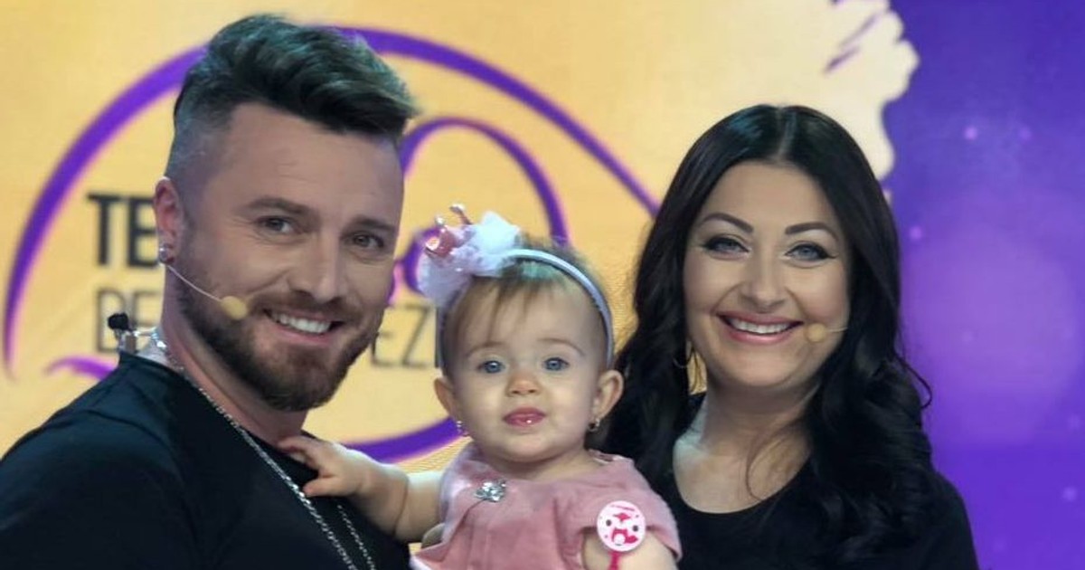 Gabriela Cristea și Tavi Clonda fotografie emoționantă de Crăciun
