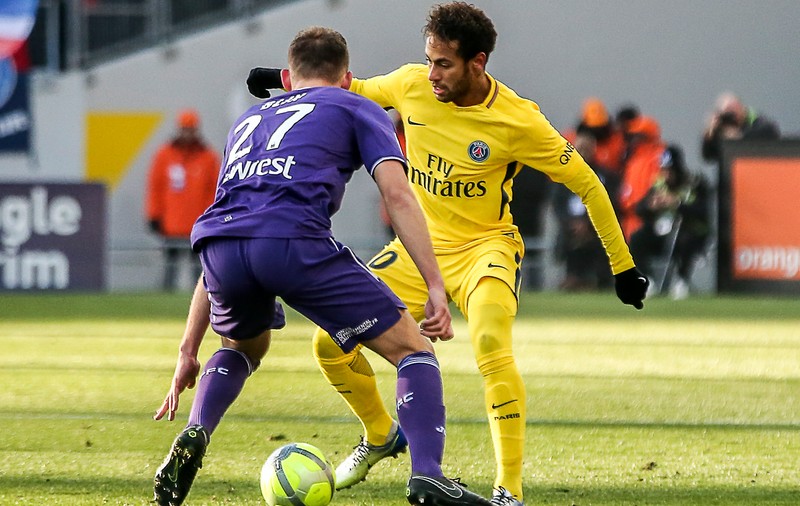 Atacantul brazilian Neymar ar putea juca din nou pentru PSG în finalul sezonului