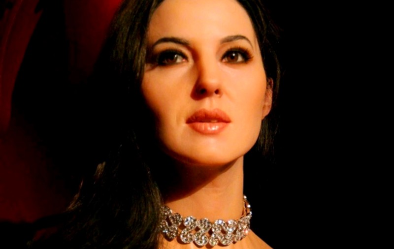 Monica Bellucci a băut vin din prune