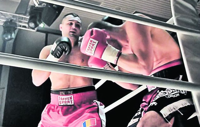 Un pugilist român a câştigat titlul continental WBO la categoria grea. Ciocan e campion european