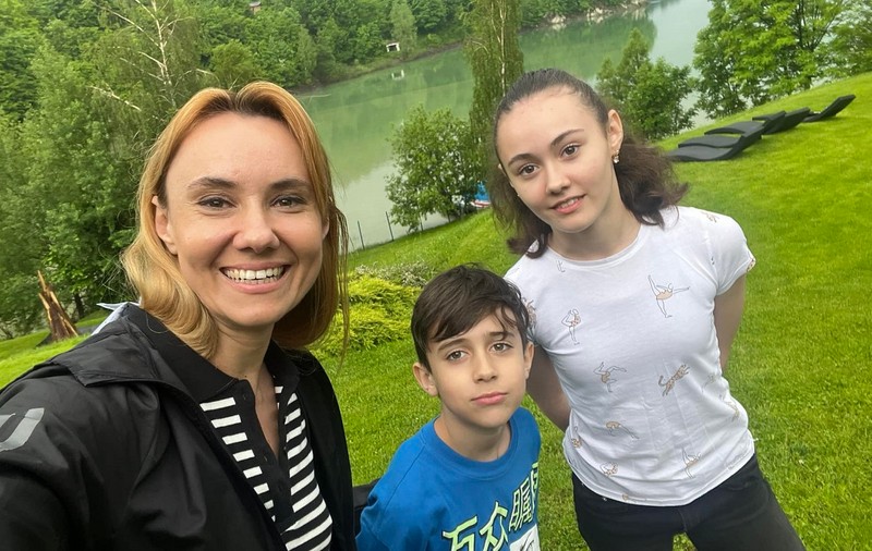 Oana Ioniță locuiește doar cu fiica ei, după divorțul de Florin Budnaru. Ce a pățit cu băiatul: „Avocata mi-a explicat”