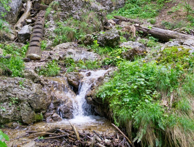 Cascada Tamina