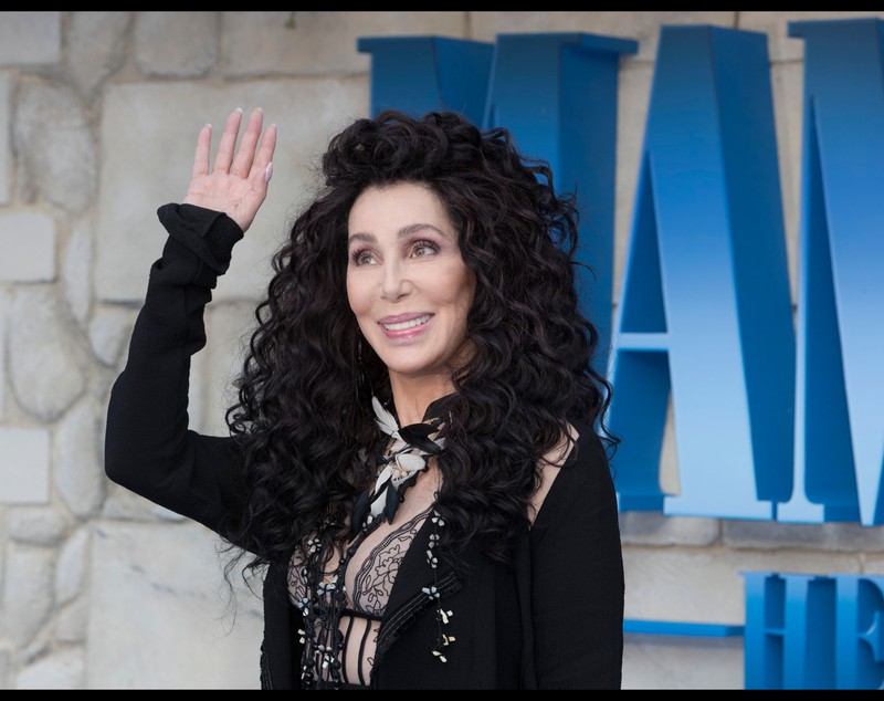 FOTO | Cher şi Meryl Streep s-au sărutat pe buze la premiera filmului „Mamma Mia! Here We Go Again“