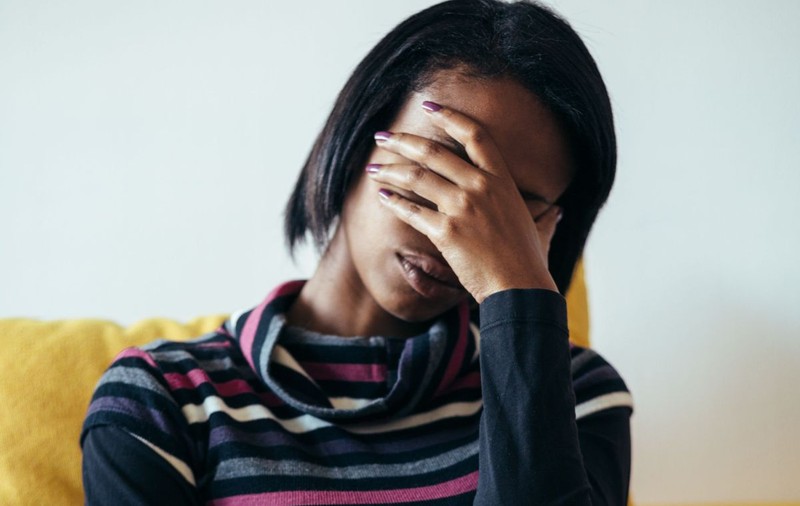 O femeie din Marea Britanie are COVID-19 de 6 luni. În fiecare săptămână se confruntă cu simptome diferite