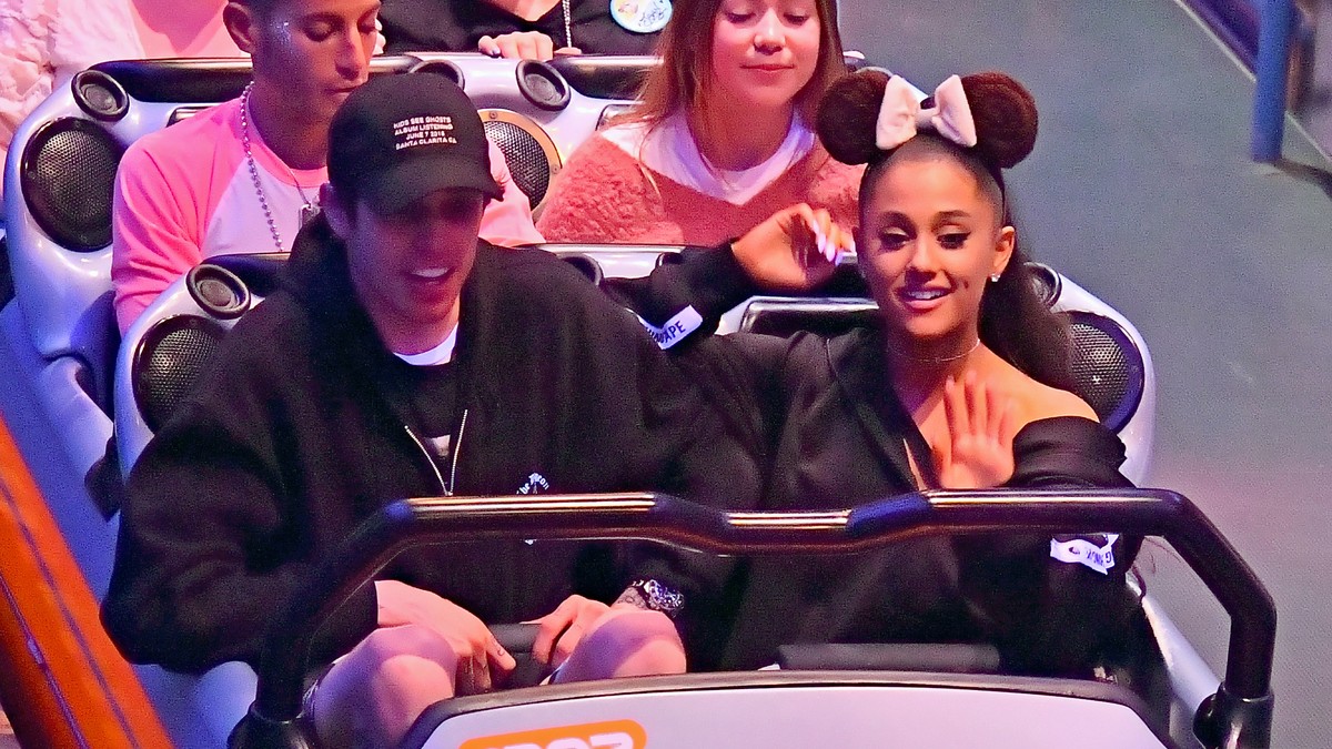 Ariana Grande și Pete Davidson s-au despărțit