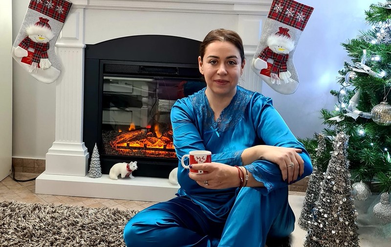 Oana Roman, Crăciun alături de fiica ei, după ce Marius Elisei a plecat de acasă. „Anul ăsta Isa nu a prea vrut să stea la poze”