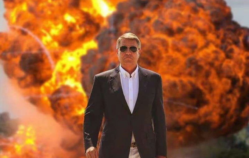 Glume și imagini haioase legate de ținuta lui Klaus Iohannis la Baza Kogălniceanu. “Floricica Dansatoarea a rămas mută”