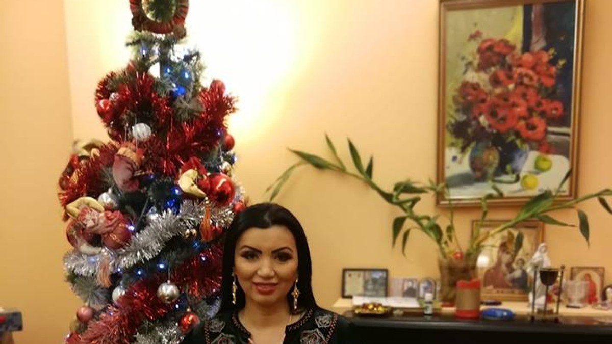 Adriana Bahmuțeanu are probleme cu banii? Ce se întâmplă cu salonul de înfrumusețare și atelierul de croitorie pe care le avea cu prietena ei | FOTO