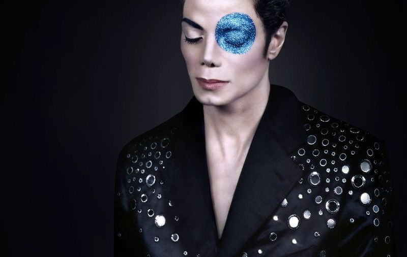 Cele 700 de poze inedite cu Michael Jackson s-au vândut în două ore