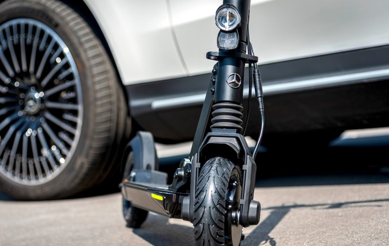 După Audi, Volkswagen și BMW, Mercedes-Benz a anunțat că și ea va lansa un  model de trotinetă electrică