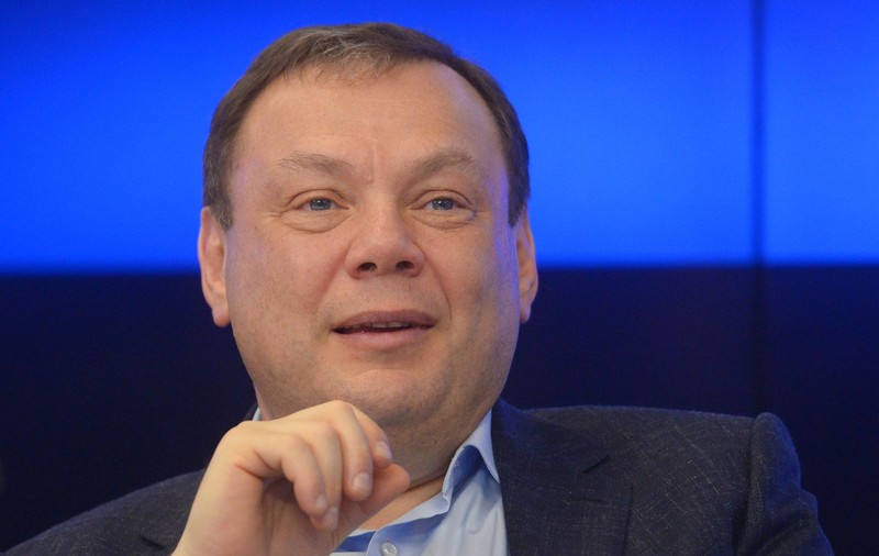 Un oligarh rus are o avere de 10 miliarde de dolari în conturi, dar spune că nu are bani nici să plătească o femeie de serviciu: „Poate trebuie să fac curat singur”