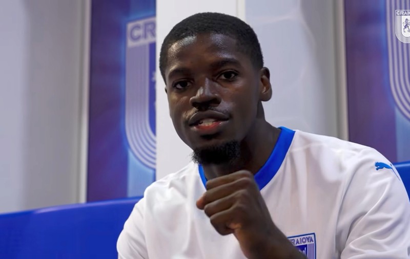 Steven Nsimba este noul jucător al Universității Craiova. Prezentare spectaculoasă a francezului