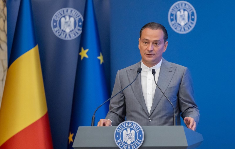 Primarul Daniel Băluță a semnat contractul de finanțare pentru refacerea din temelii a Planșeului Unirii