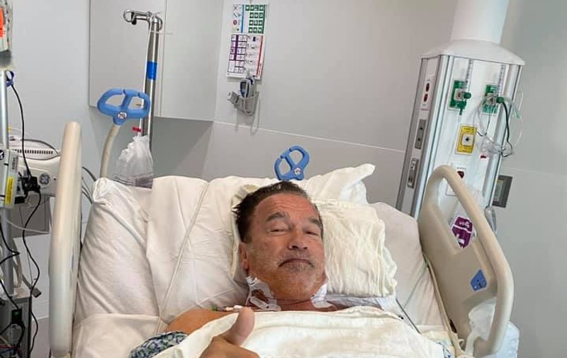 Arnold Schwarzenegger a fost operat pentru a doua oară pe cord. Mesajul de pe patul de spital al actorului