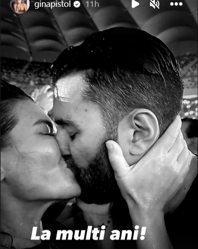 Smiley și Gina Pistol, sărut pasional la concertul Depeche Mode. Au sărbătorit ziua cântărețului dansând în ploaie