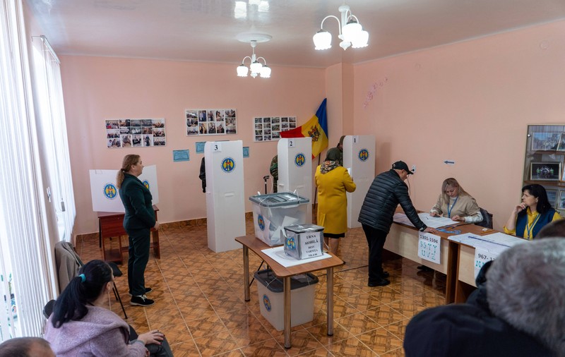 Referendumul din Moldova trece la limită: dar anunță ceva profund defect 