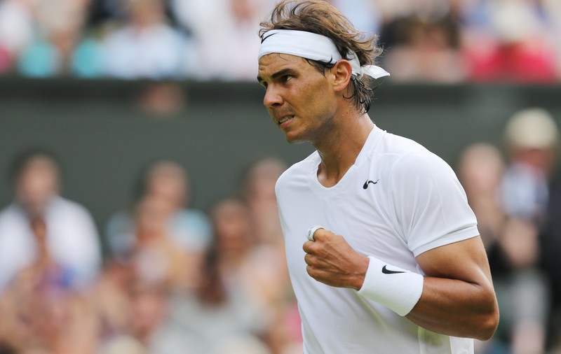 VIDEO / Rafael Nadal face senzație și cu mingea de fotbal!
