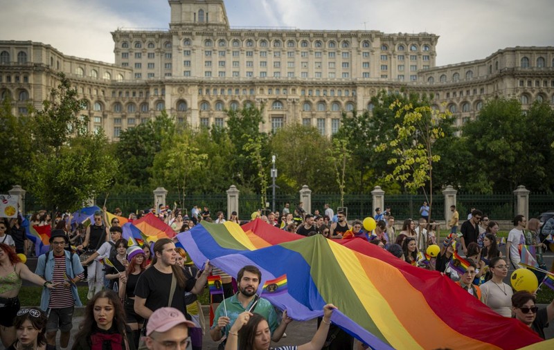 Patriarhia spune că Bucharest Pride este sfidător la adresa Rusaliilor și le cere credincioșilor să se abțină de la violență