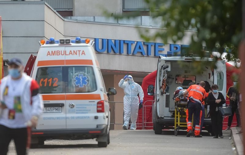 Raport INSP: 92.6% din decesele de COVID-19 înregistrate în ultima săptămână au fost la persoane nevaccinate