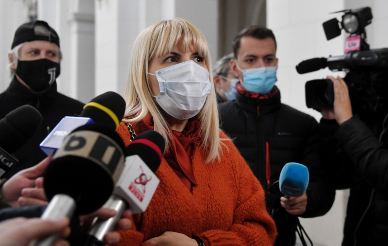 Dosar penal in rem care o vizează pe Elena Udrea pentru divulgarea de secrete de stat