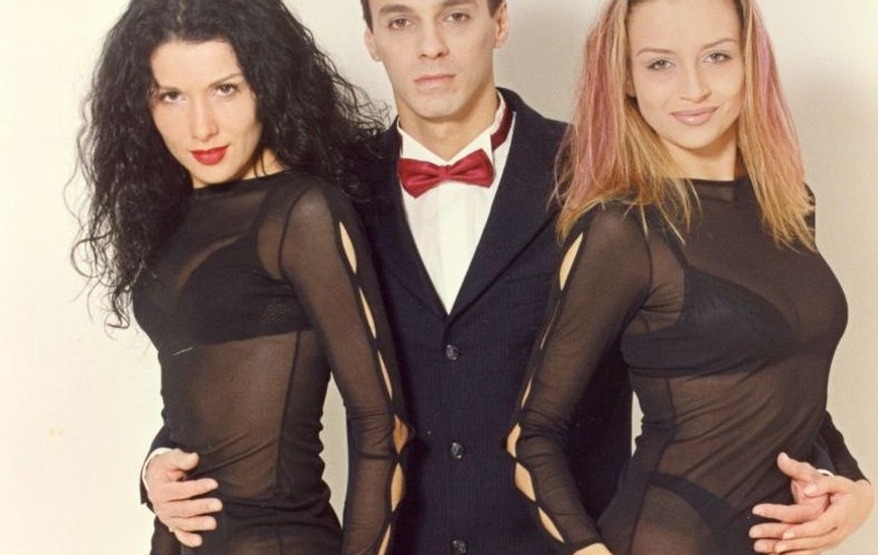 Vă mai amintiţi de asistenta blondă a lui MIRCEA BADEA? ADINA HALAS vrea din nou la TV! Află pentru ce POST concurează!