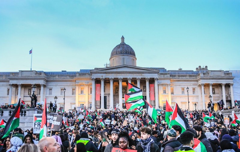 Manifestații în mai multe capitale europene și la Washington în semn de solidaritate cu palestinienii